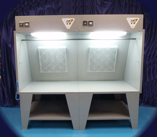 Double self-contained extracted flocking booth
